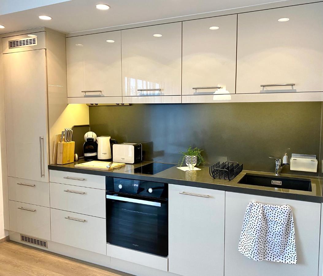 Atrium Apartman Heviz Mit Panoramaterrasse Und Tiefgarage 외부 사진