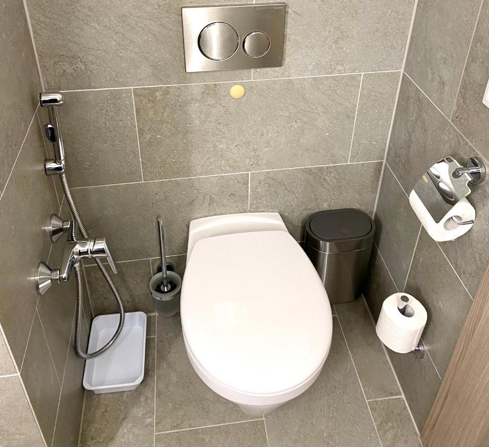 Atrium Apartman Heviz Mit Panoramaterrasse Und Tiefgarage 외부 사진