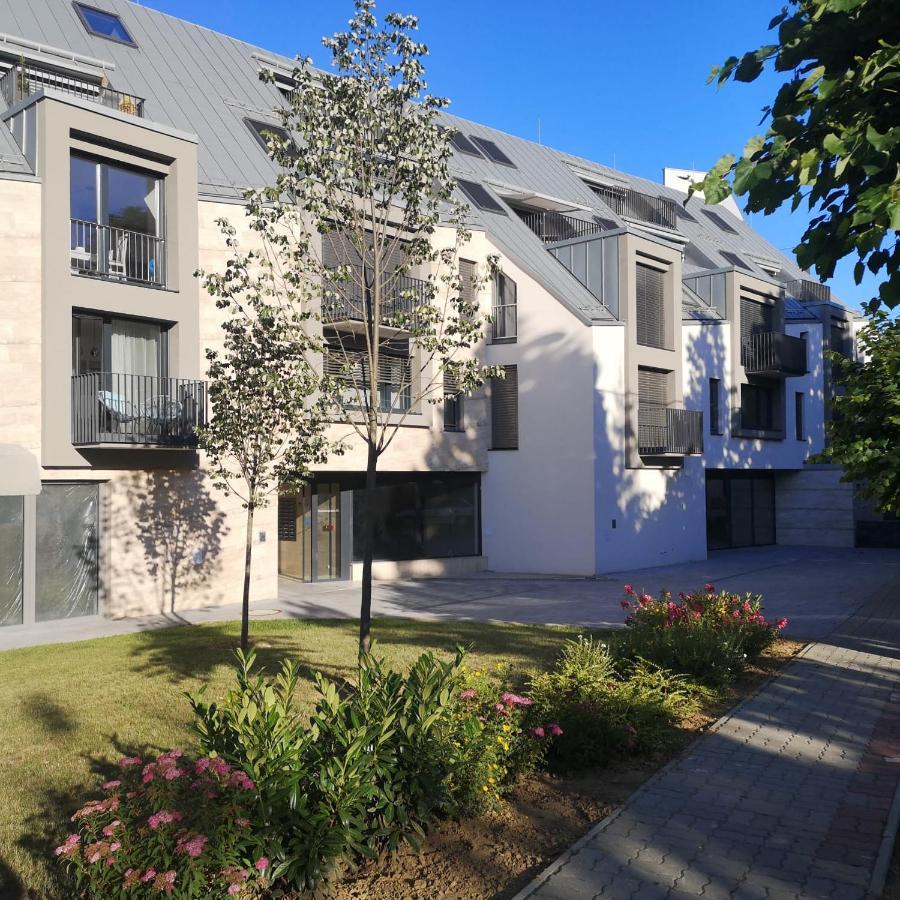 Atrium Apartman Heviz Mit Panoramaterrasse Und Tiefgarage 외부 사진