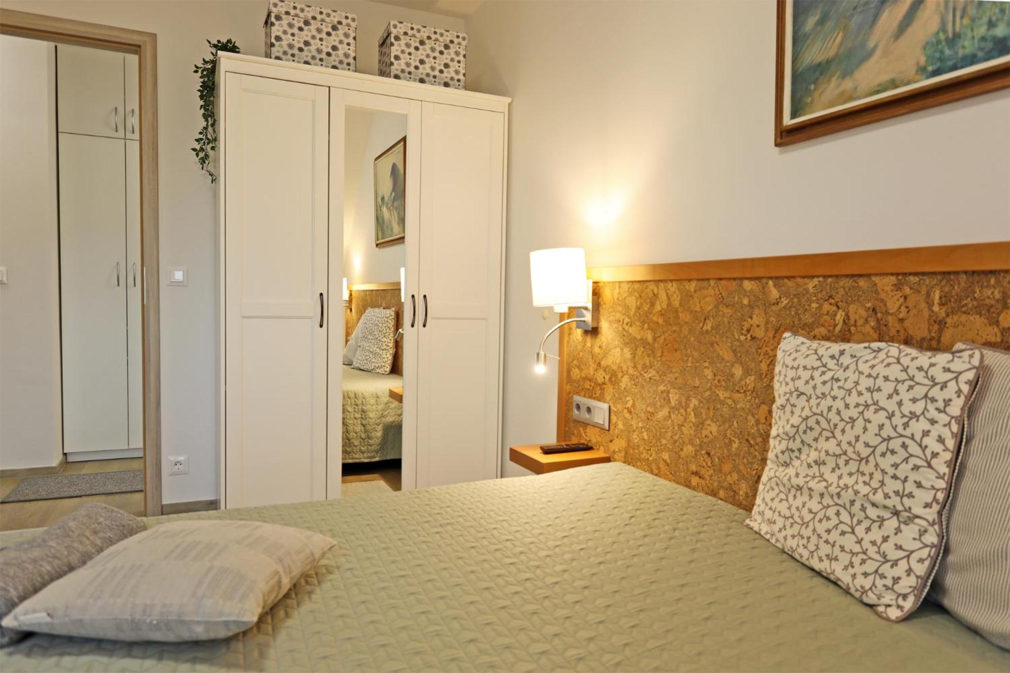 Atrium Apartman Heviz Mit Panoramaterrasse Und Tiefgarage 외부 사진