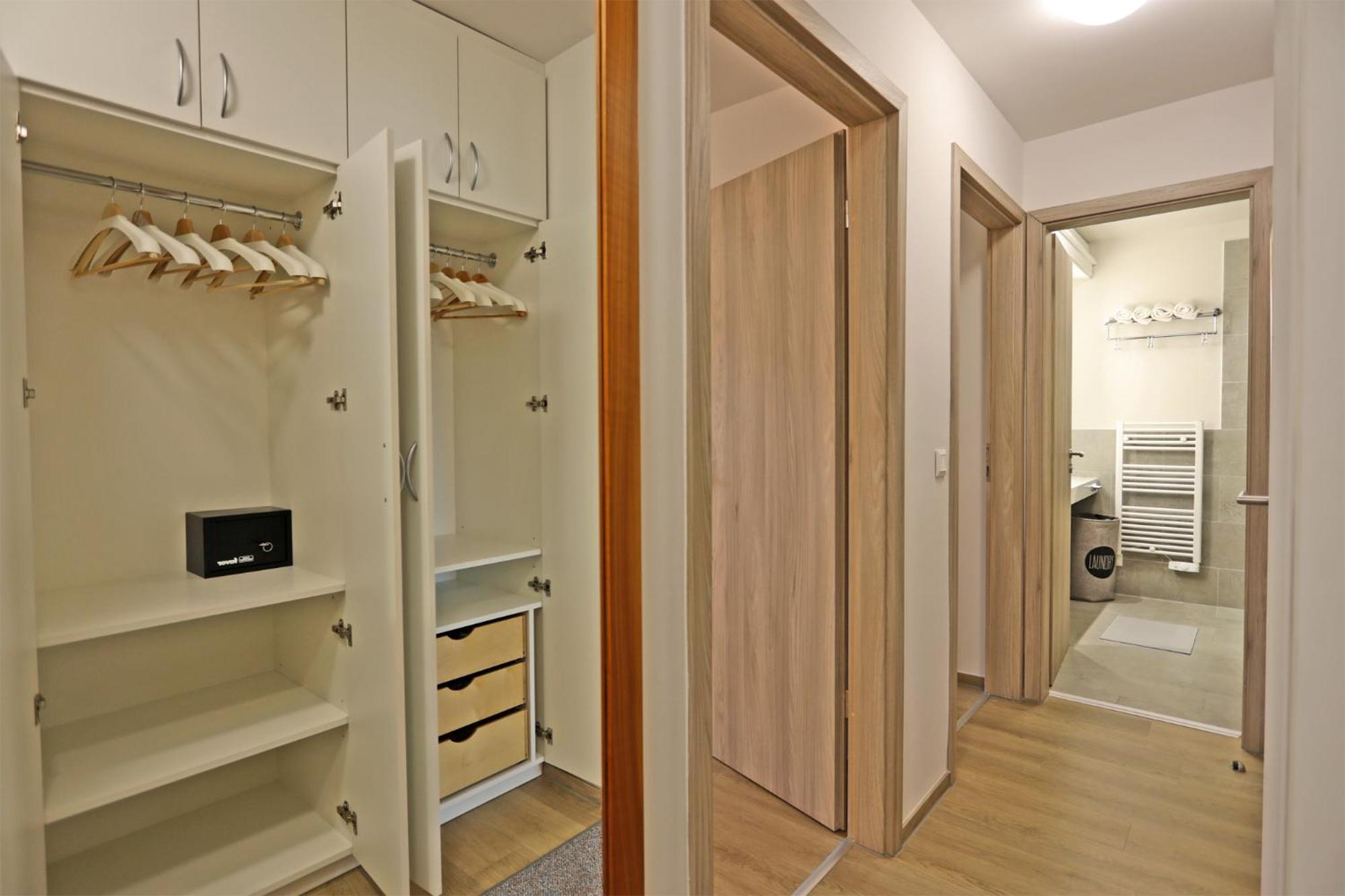 Atrium Apartman Heviz Mit Panoramaterrasse Und Tiefgarage 외부 사진