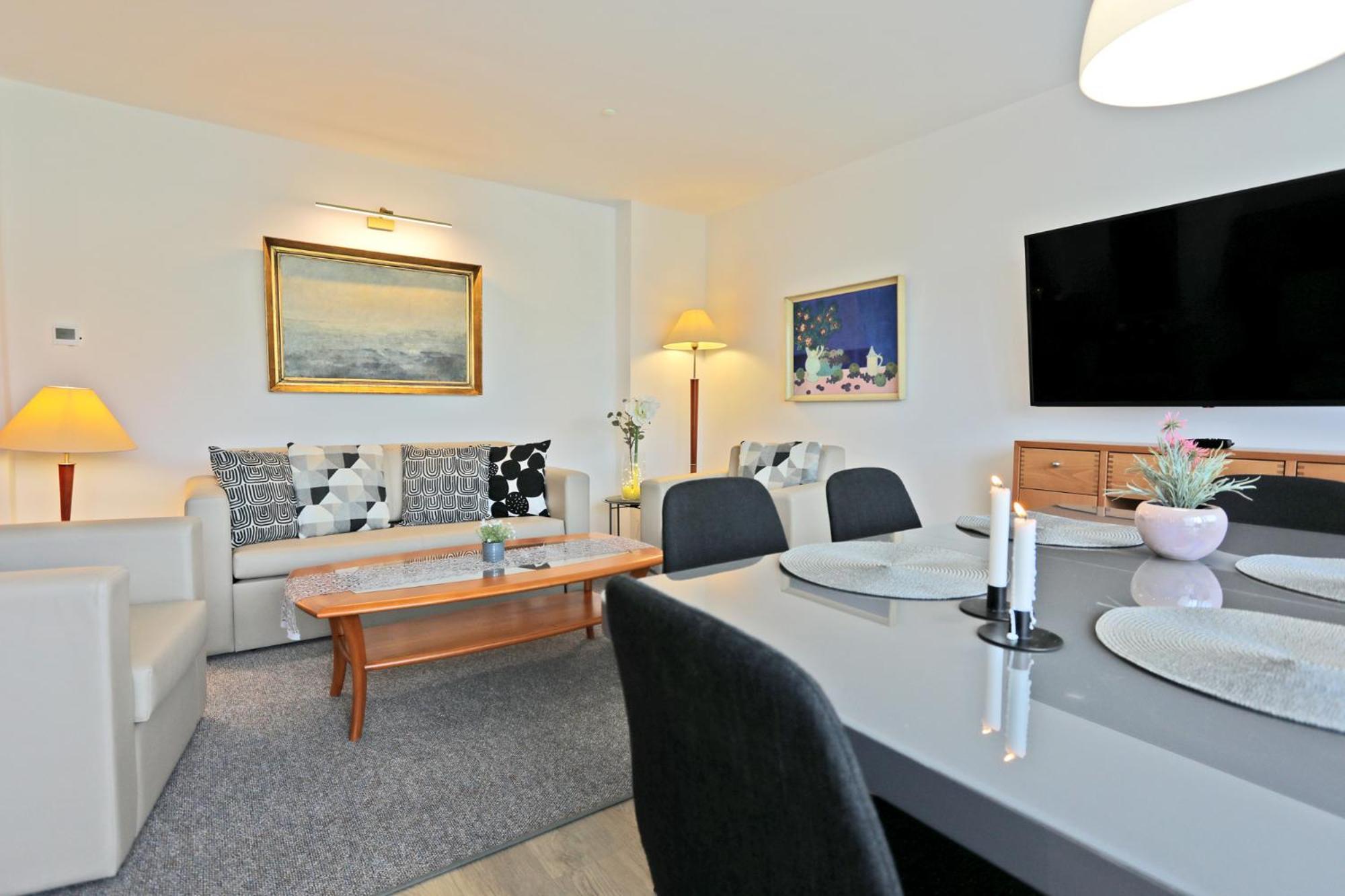 Atrium Apartman Heviz Mit Panoramaterrasse Und Tiefgarage 외부 사진